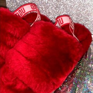 RED UGGS ❤️
